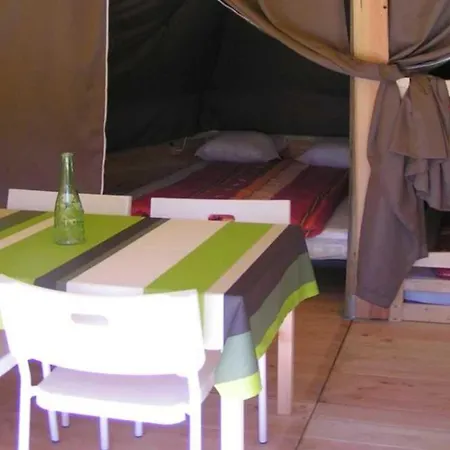 3 Etoiles - Piscine - Ccbahif Campsite Argentonnay