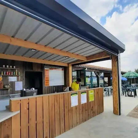 3 Etoiles - Piscine - Ccbahif * Argentonnay